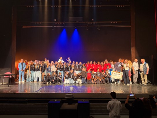 Sportgala 2026 - groepsfoto van alle laureaten (vergroot foto)