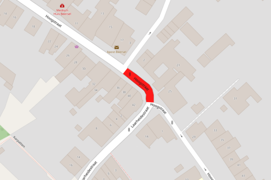 Kaart van Beersel met een rood gemarkeerd deel van de Hoogstraat bij de Laarheidstraat. (vergroot foto)